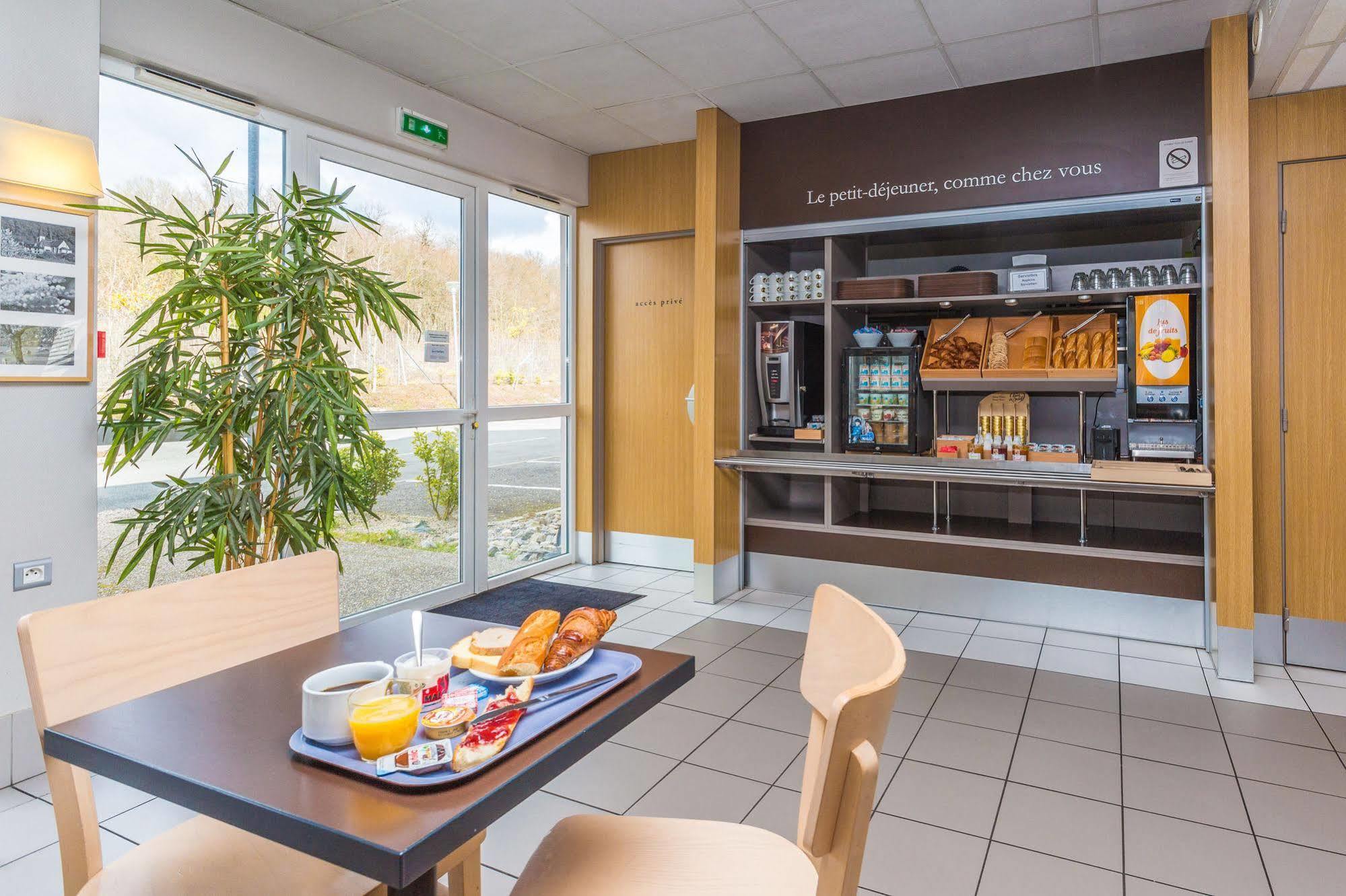 Hotel B&B Hotel Belfort 2*